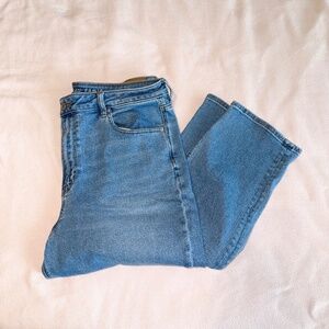 american eagle mom jeans